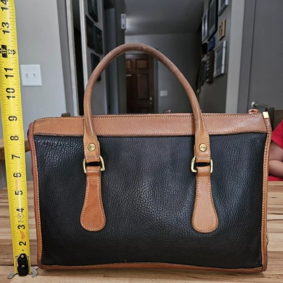 Dooney & Bourke Vintage 1984 All Weather Leather Navy and Brown Shoulder Bag - Picture 3 of 8